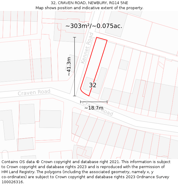 32, CRAVEN ROAD, NEWBURY, RG14 5NE: Plot and title map