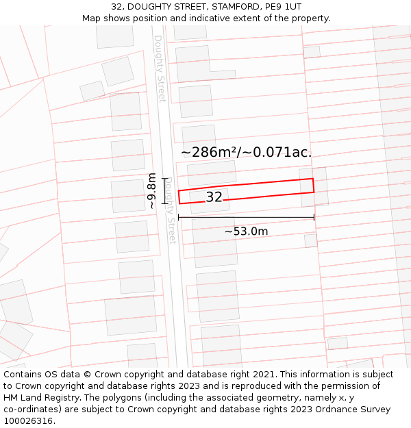 32, DOUGHTY STREET, STAMFORD, PE9 1UT: Plot and title map