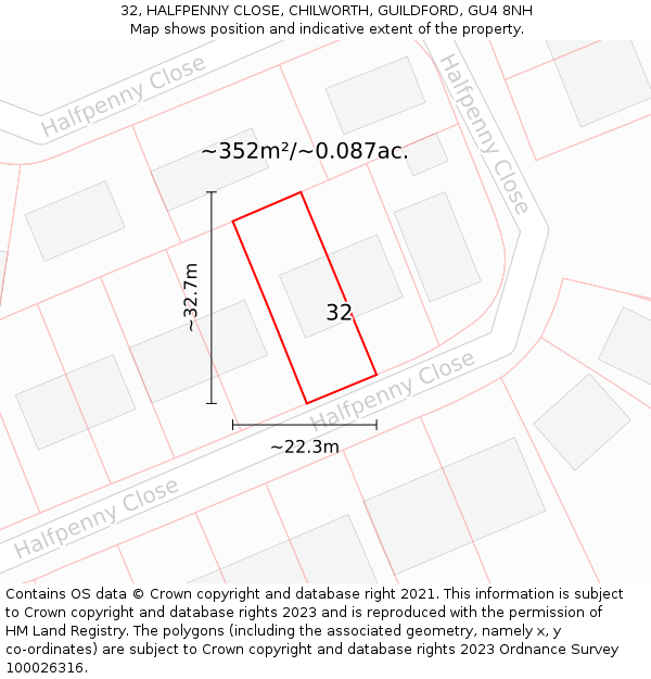 32, HALFPENNY CLOSE, CHILWORTH, GUILDFORD, GU4 8NH: Plot and title map