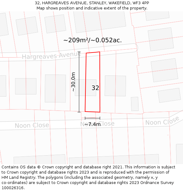 32, HARGREAVES AVENUE, STANLEY, WAKEFIELD, WF3 4PP: Plot and title map