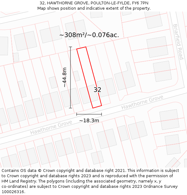 32, HAWTHORNE GROVE, POULTON-LE-FYLDE, FY6 7PN: Plot and title map