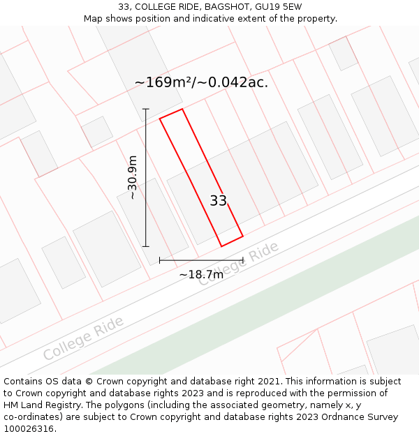 33, COLLEGE RIDE, BAGSHOT, GU19 5EW: Plot and title map