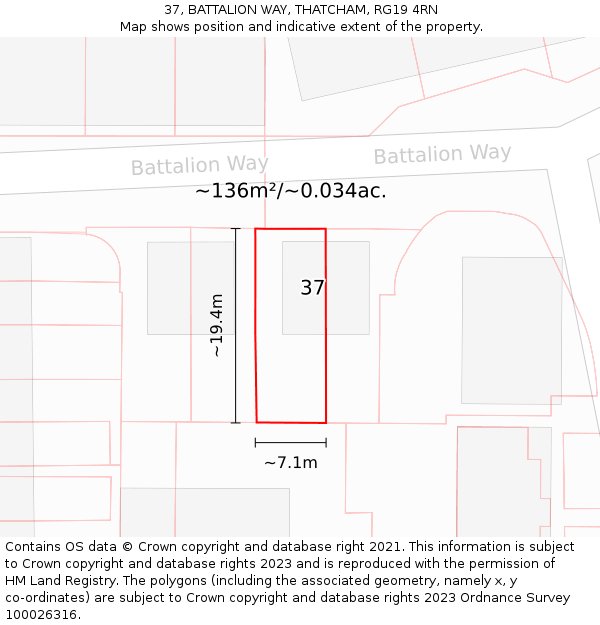 37, BATTALION WAY, THATCHAM, RG19 4RN: Plot and title map