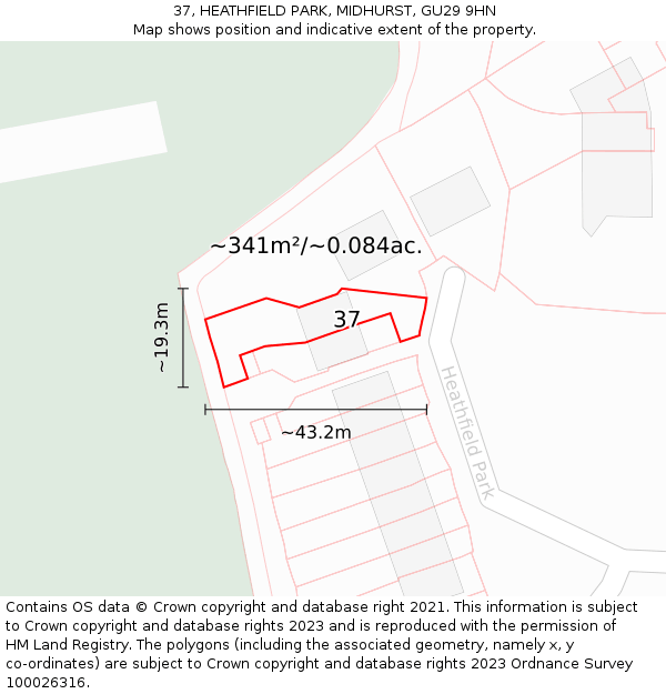 37, HEATHFIELD PARK, MIDHURST, GU29 9HN: Plot and title map