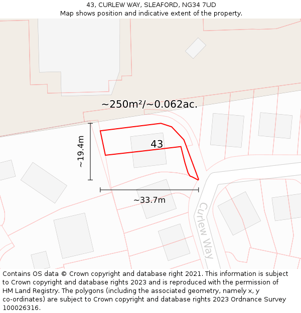 43, CURLEW WAY, SLEAFORD, NG34 7UD: Plot and title map