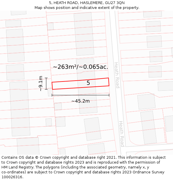 5, HEATH ROAD, HASLEMERE, GU27 3QN: Plot and title map