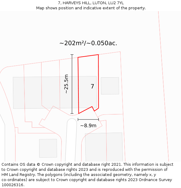 7, HARVEYS HILL, LUTON, LU2 7YL: Plot and title map