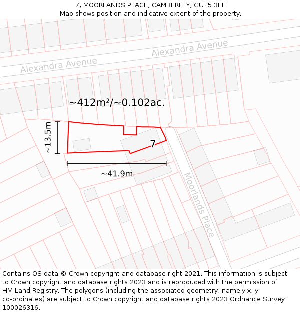 7, MOORLANDS PLACE, CAMBERLEY, GU15 3EE: Plot and title map