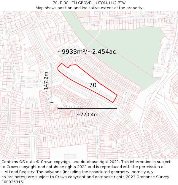 70, BIRCHEN GROVE, LUTON, LU2 7TW: Plot and title map