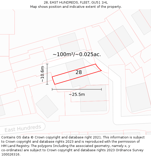28, EAST HUNDREDS, FLEET, GU51 1HL: Plot and title map