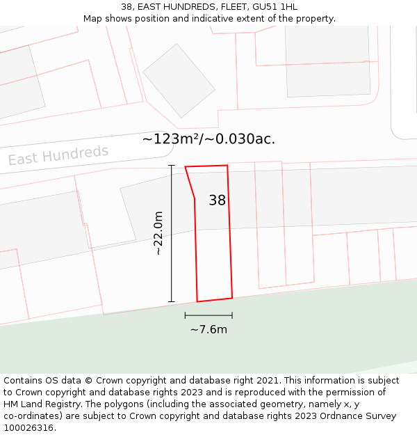 38, EAST HUNDREDS, FLEET, GU51 1HL: Plot and title map
