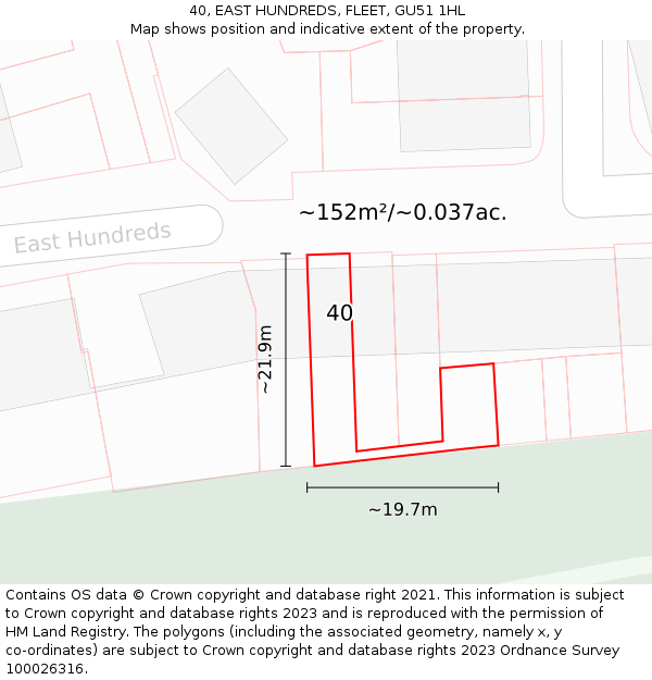 40, EAST HUNDREDS, FLEET, GU51 1HL: Plot and title map
