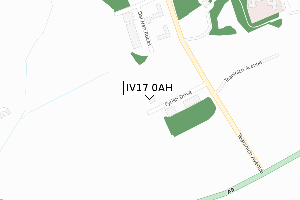 IV17 0AH map - large scale - OS Open Zoomstack (Ordnance Survey)