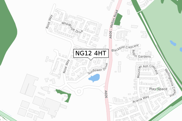 NG12 4HT map - large scale - OS Open Zoomstack (Ordnance Survey)