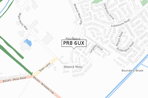 PR8 6UX map - large scale - OS Open Zoomstack (Ordnance Survey)