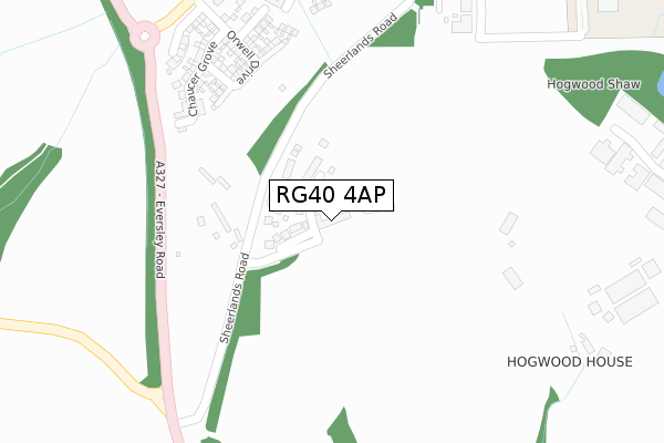 RG40 4AP map - large scale - OS Open Zoomstack (Ordnance Survey)