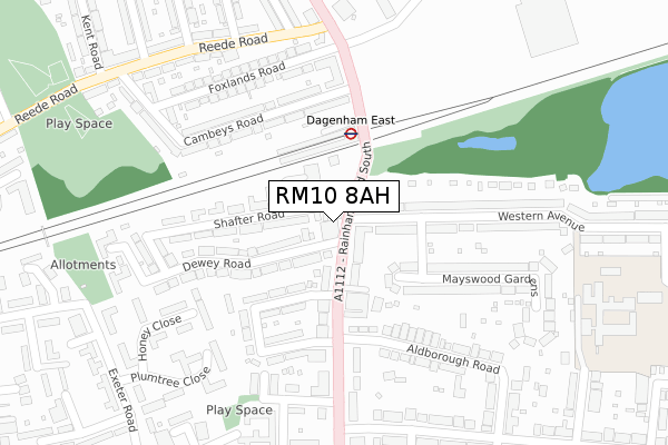 RM10 8AH map - large scale - OS Open Zoomstack (Ordnance Survey)