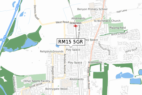 RM15 5GR map - small scale - OS Open Zoomstack (Ordnance Survey)