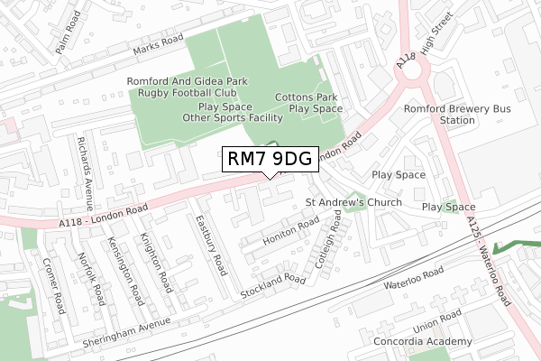 RM7 9DG map - large scale - OS Open Zoomstack (Ordnance Survey)