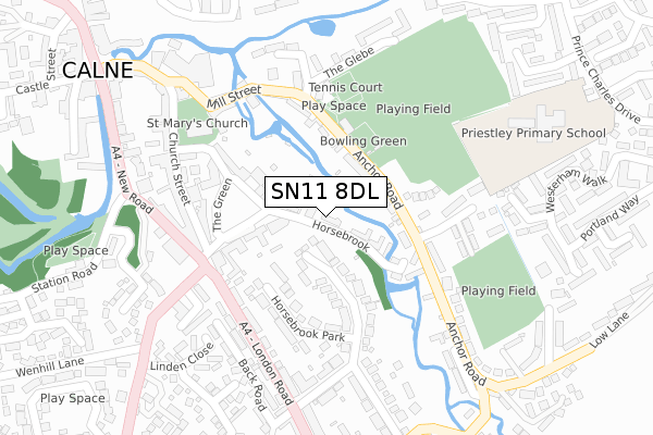 SN11 8DL map - large scale - OS Open Zoomstack (Ordnance Survey)