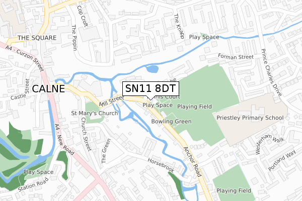 SN11 8DT map - large scale - OS Open Zoomstack (Ordnance Survey)