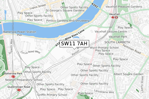 SW11 7AH map - small scale - OS Open Zoomstack (Ordnance Survey)