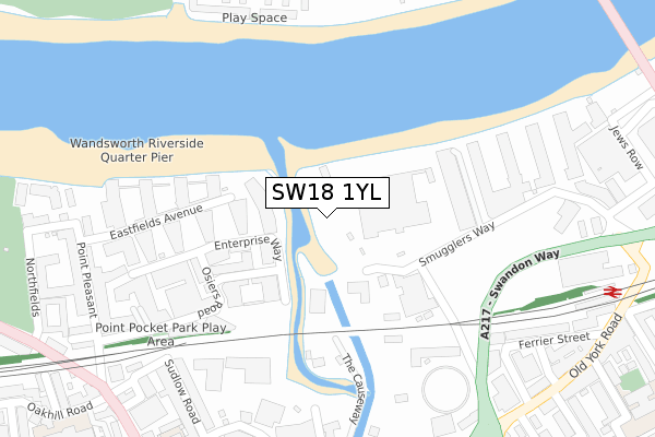 SW18 1YL map - large scale - OS Open Zoomstack (Ordnance Survey)