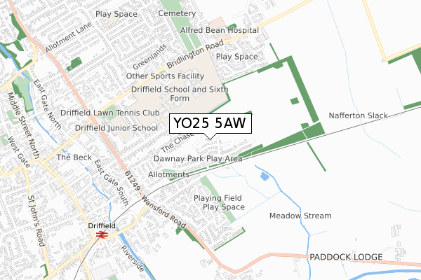 YO25 5AW map - small scale - OS Open Zoomstack (Ordnance Survey)